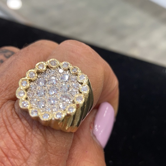 14 karat gold diamond cluster Power Ring - Picture 11 of 14
